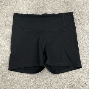 NWOT Under Armour Athletic Shorts